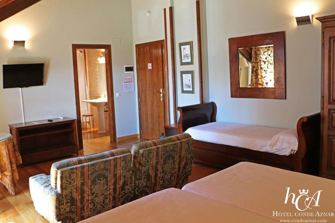 Conde Aznar Otel Jaca Dış mekan fotoğraf