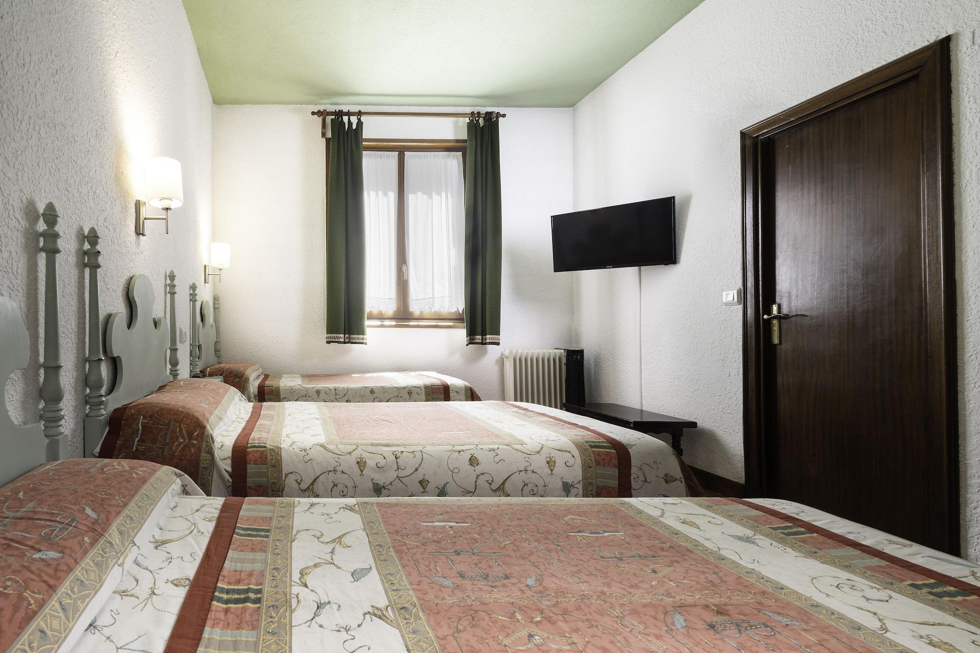Conde Aznar Otel Jaca Dış mekan fotoğraf